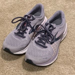 Brooks Adrenaline GTS 21